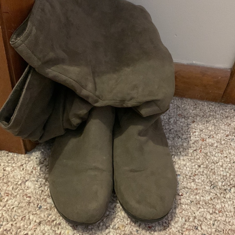 Slouch Boots - Picture 4 of 8